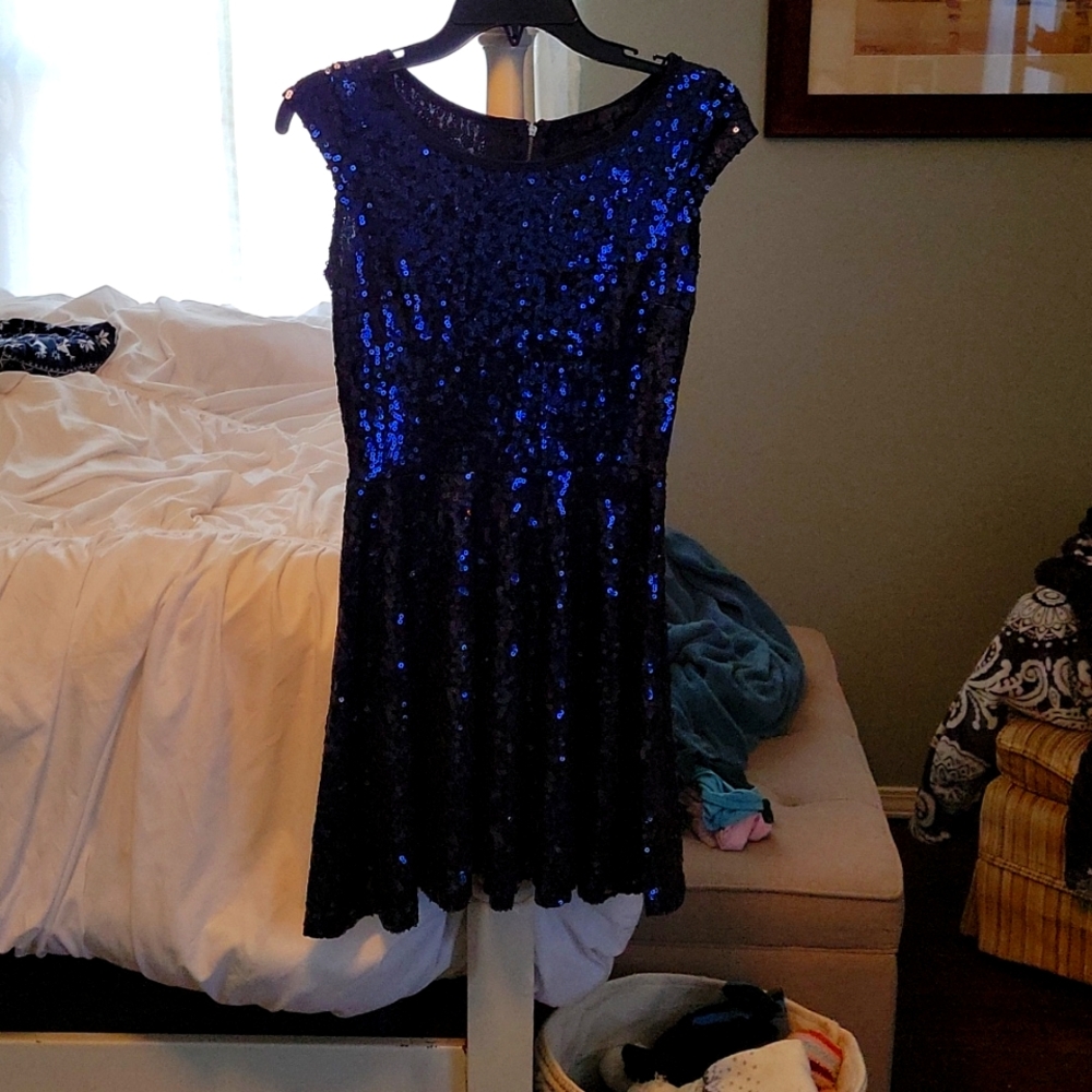 Size small navy sequined dress